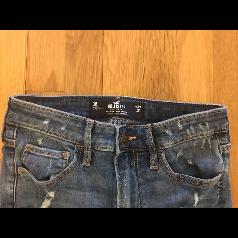 Hollister skinny jeans